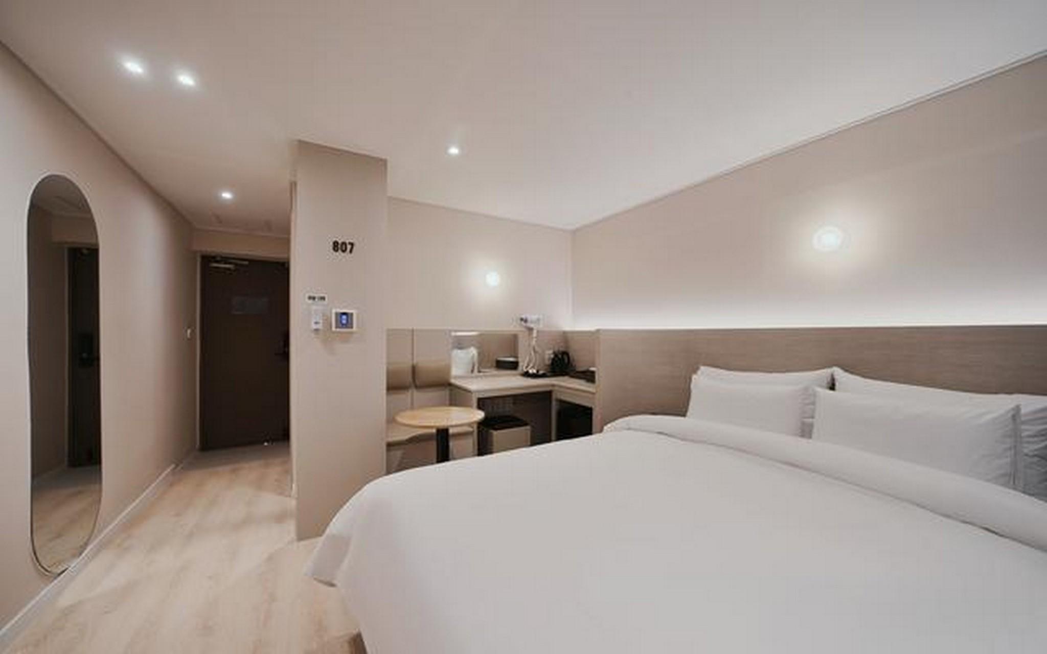 브라운도트호텔 전주중화산점 (Jeonju Jungwhasan Brown Dot)