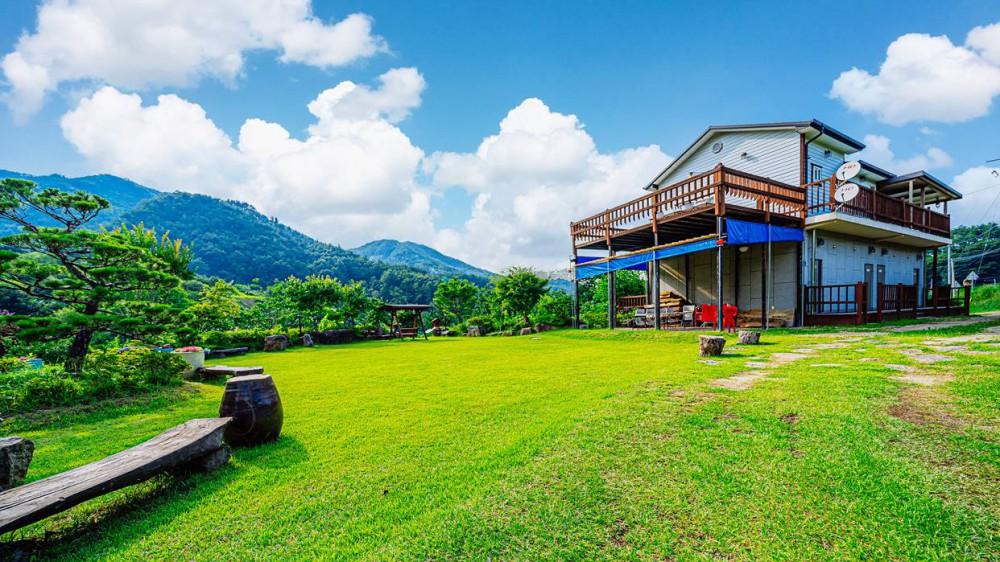 윤슬 펜션 (Yoonsul Pension)