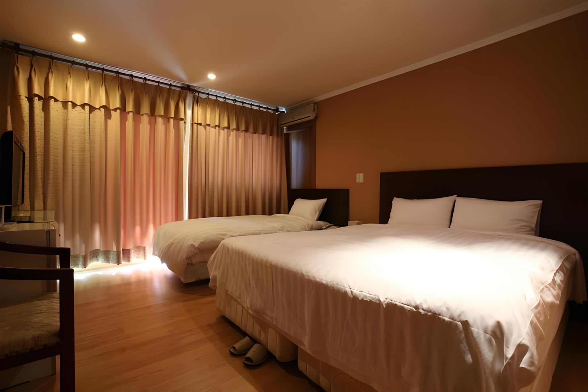 레이크힐스 속리산 호텔 (Lake Hills Sokrisan Hotel)