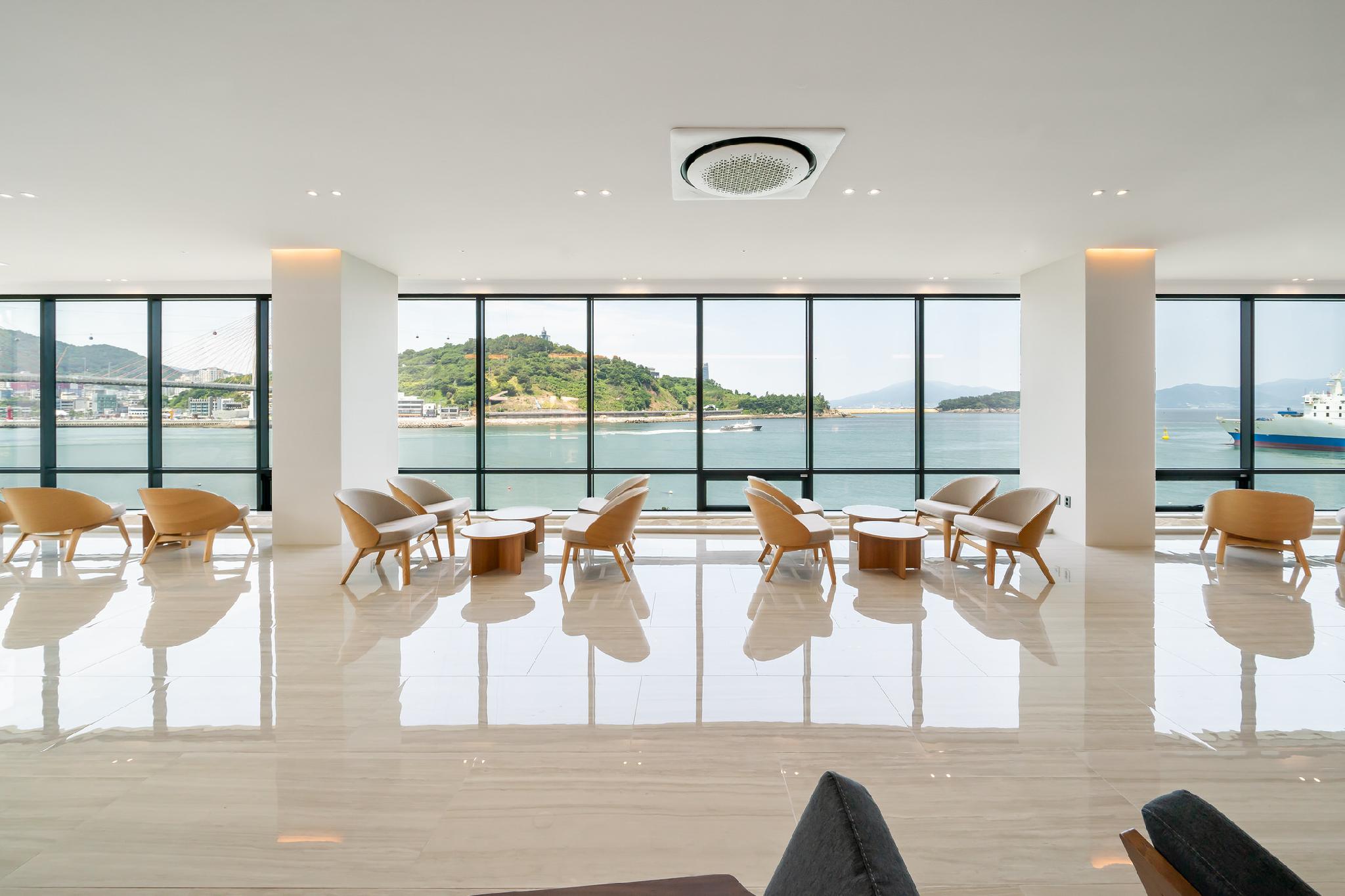 오앤드프 호텔 (Oandf Hotel)