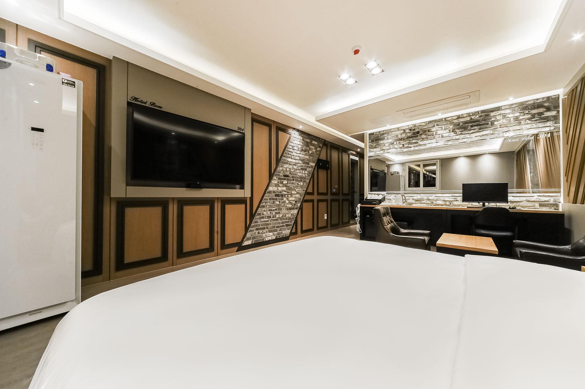 포항 대잠동 Hotel BOM (Pohang Daejamdong Hotel BOM)