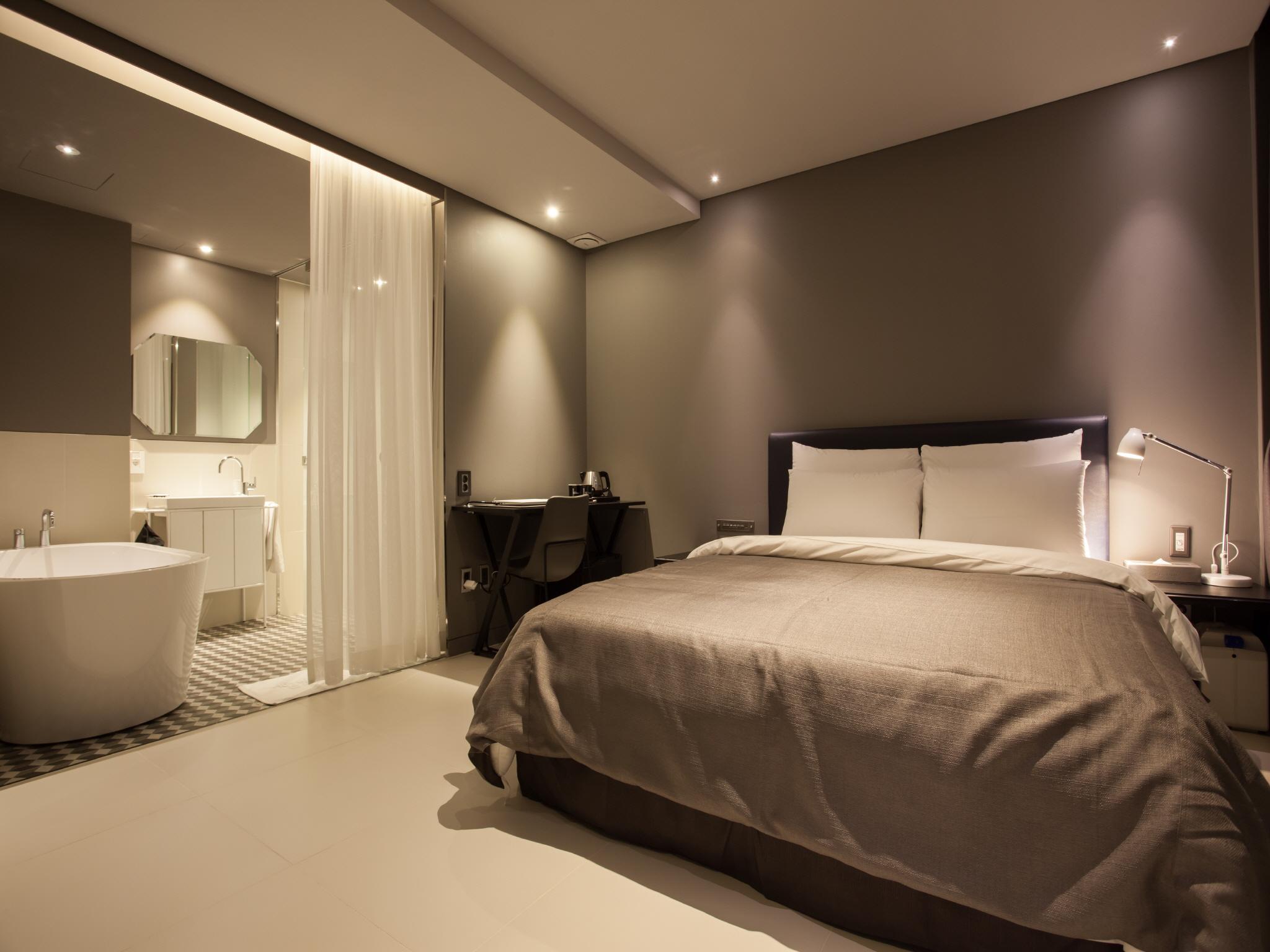 수원 호텔 가덴 (Suwon Hotel Gaden)