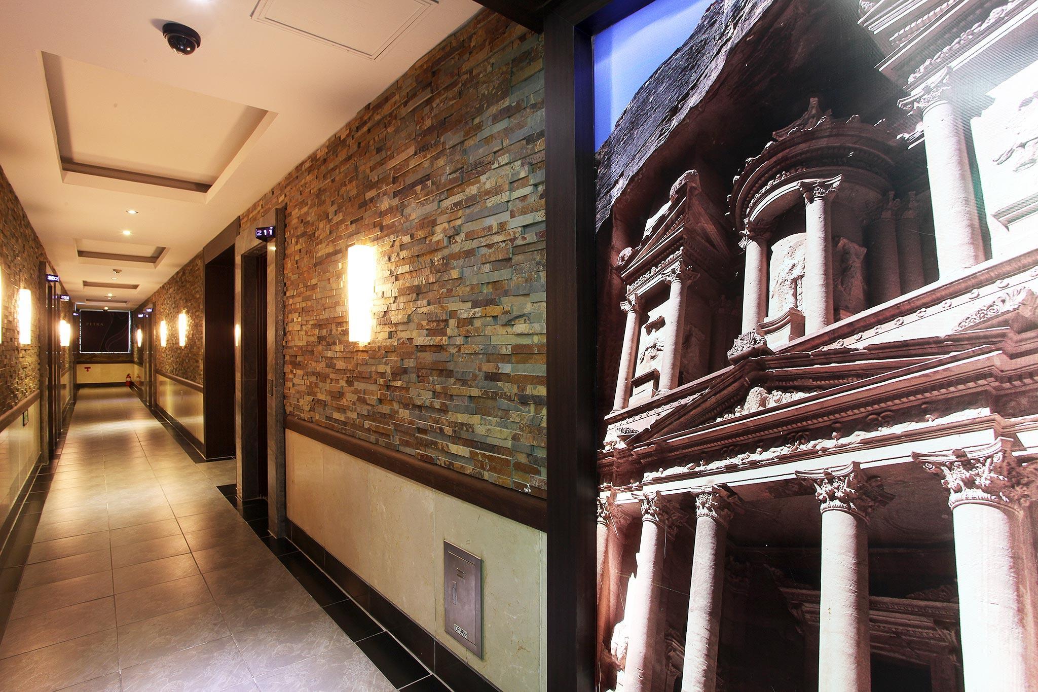 영등포 페트라 (Yeongdeungpo Petra)