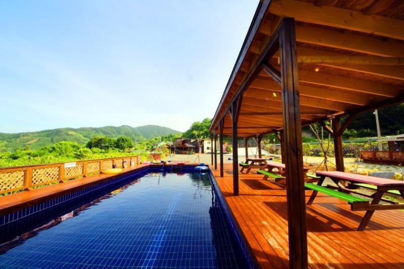 광양 숲속농원펜션 (Gwangyang Supsongnongwon Pension)