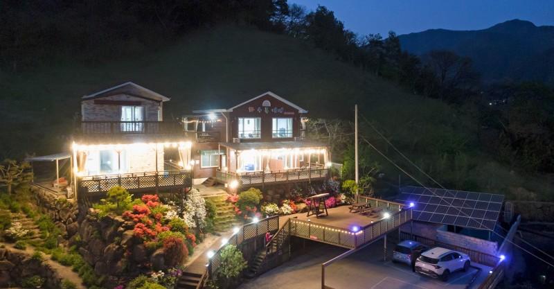 구례 화수목펜션 (Gurye Hwasumok Pension)