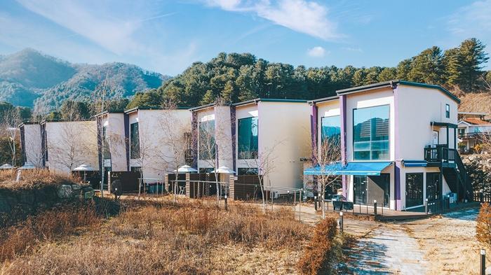 Rapunzel Kids Pool Villa