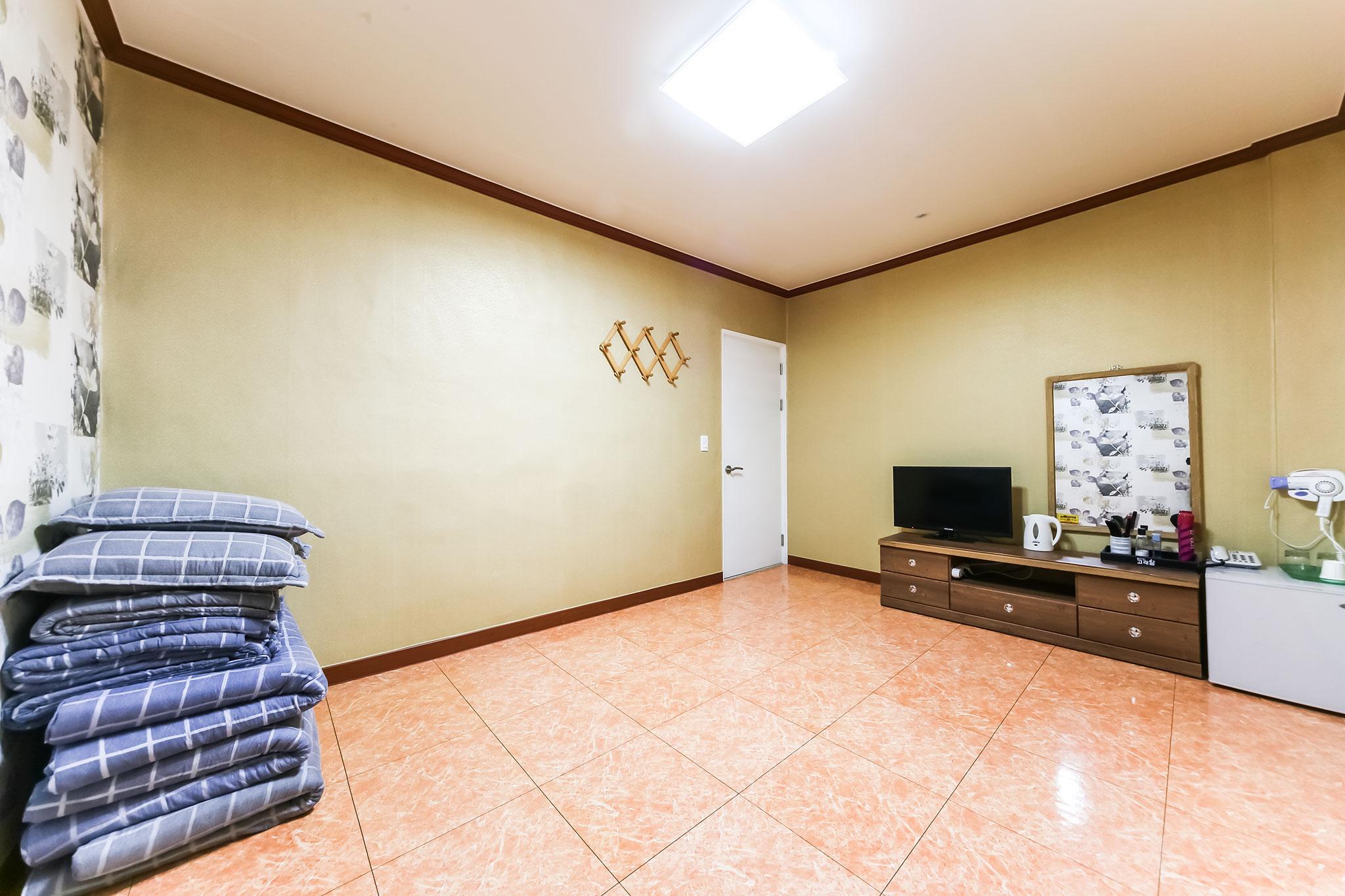 영덕 고래불 (Yeongdeok Goraebul)