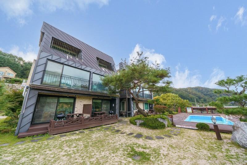 홍천 라마리차펜션(비발디파크 인근) (Hongcheon Lamarica Pension (near Vivaldi Park))