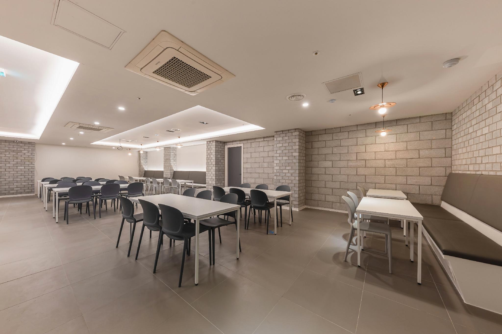 브라운도트 호텔 천안역점 (Cheonan Brown Dot Cheonan Station)