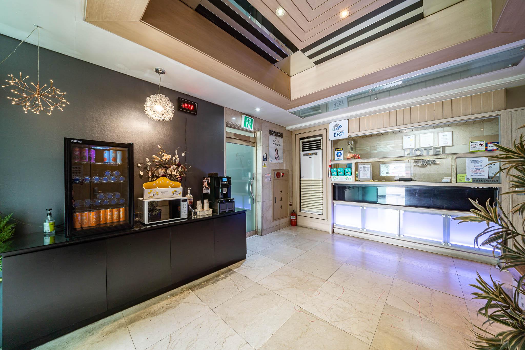 충주 필림 37.2 (Chungju Film 37.2)