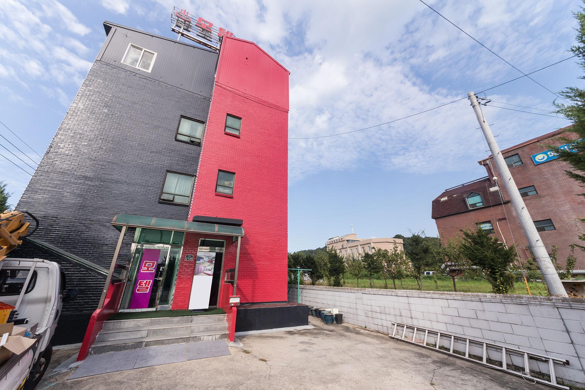 포천 신라모텔 (Pocheon Shilla Motel)