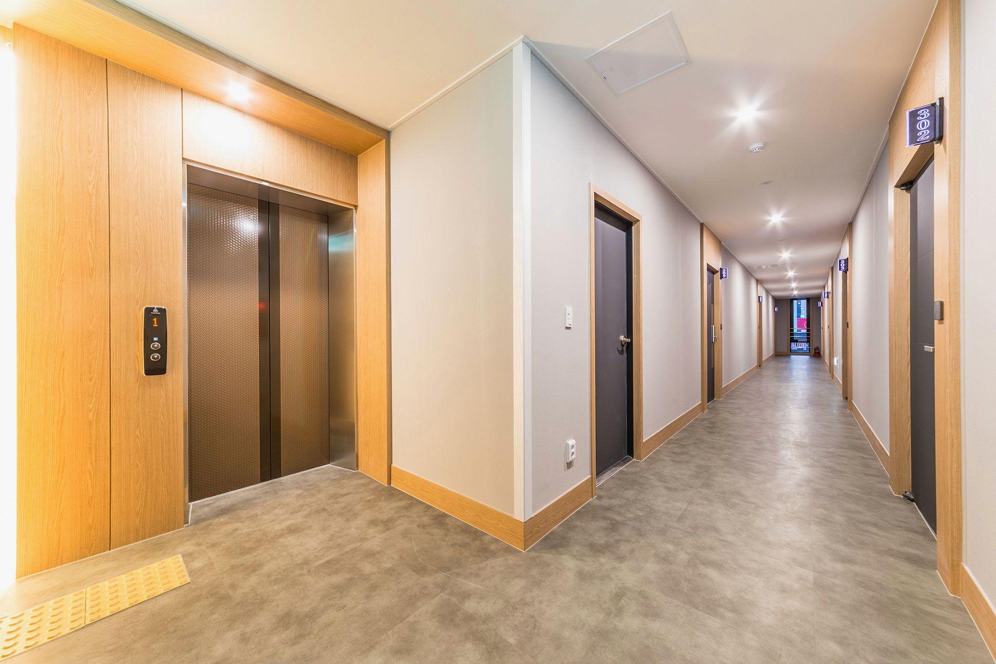 호텔 시그널 (Hwaseong Signal)