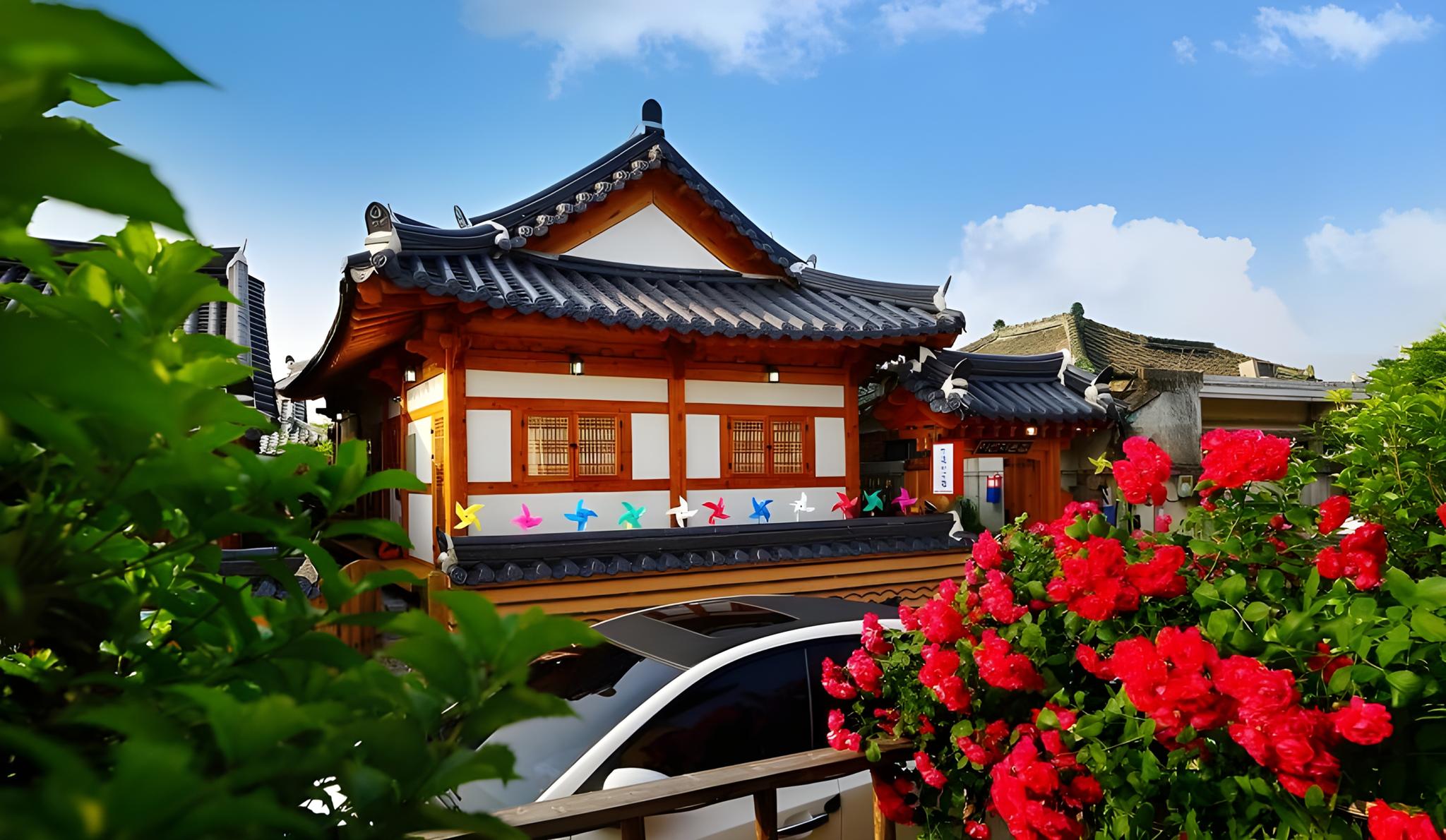 전주 아름다운집 한옥 체험관 (Jeonju Areumdaunjip Hanok Chaeheomgwan)