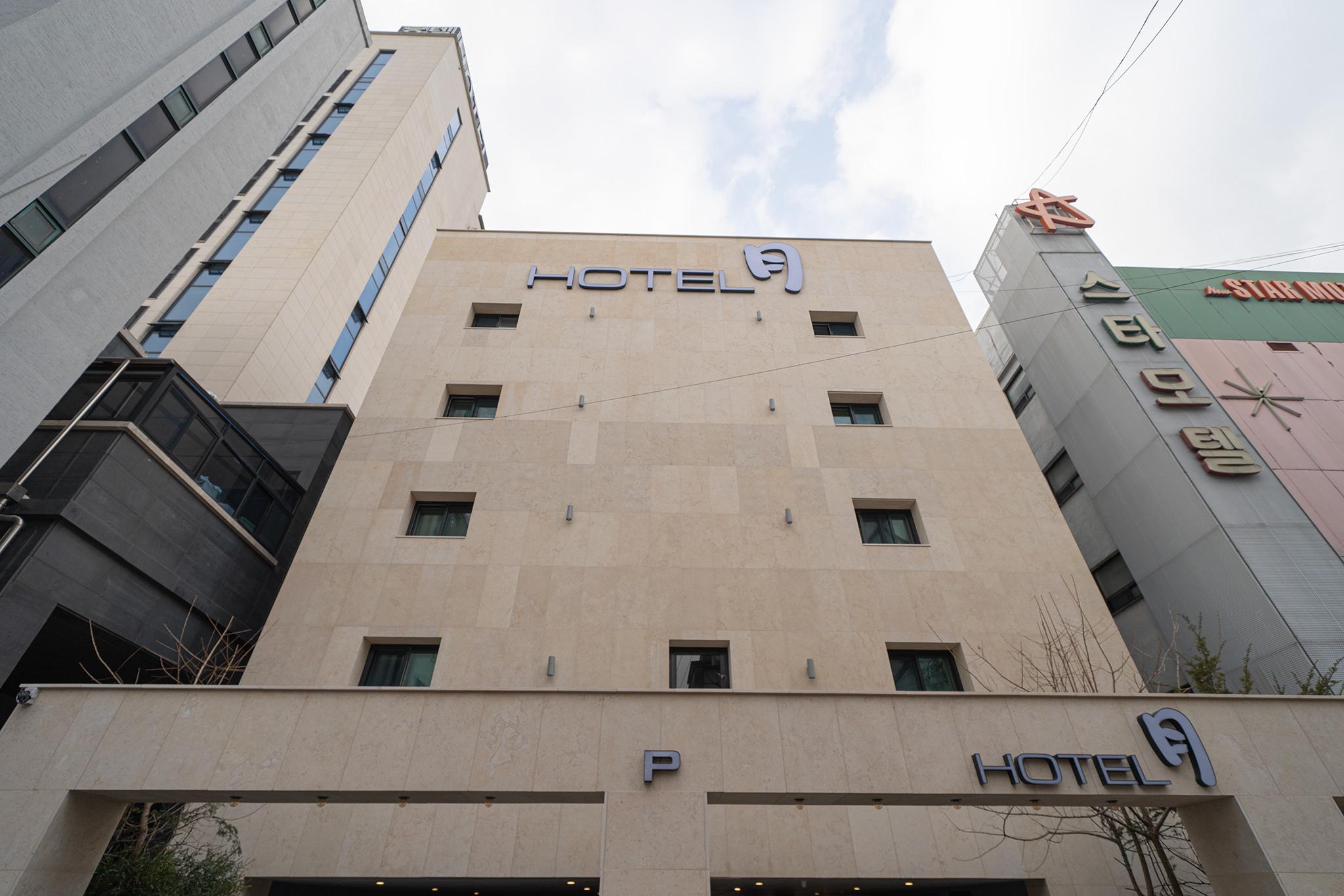 안산(원곡동) 월 (Ansan (Wongok-dong) Mon)