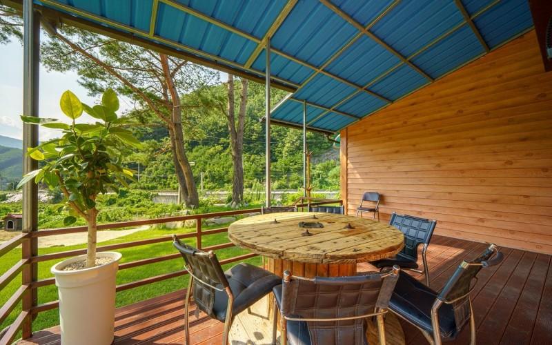 문경 동로포레스트펜션 (Mungyeong Dongro Forest Pension)