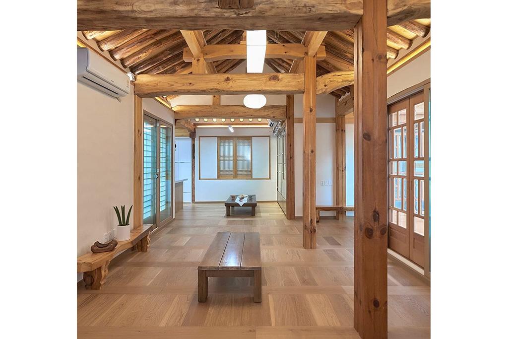 북촌 학민재 한옥스테이 (Bukchon Hakminjae Hanok Stay)