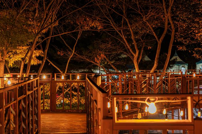 Twins Camping & Caravan