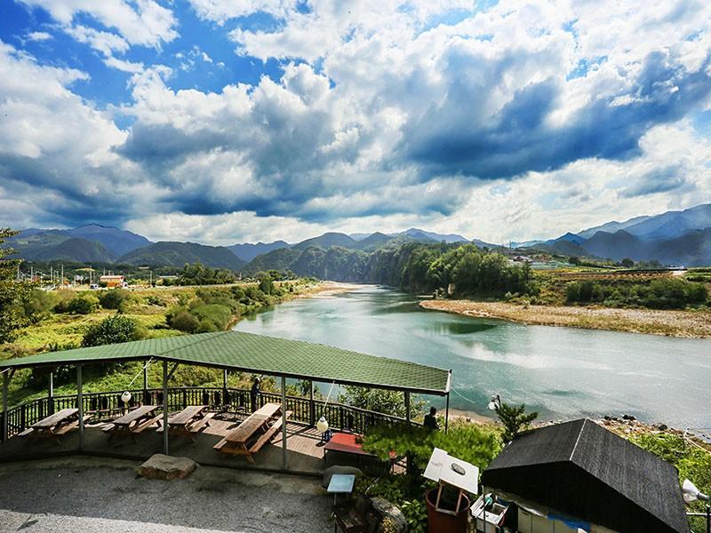 단양 북벽펜션 (Danyang Bukbyeok Pension)