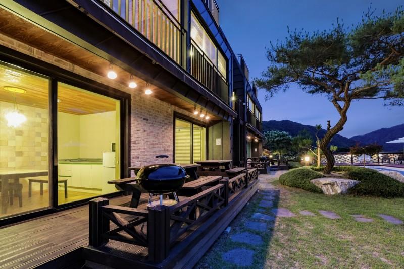 홍천 라마리차펜션(비발디파크 인근) (Hongcheon Lamarica Pension (near Vivaldi Park))