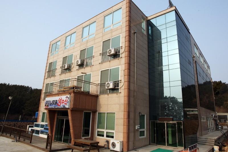 태안 꾸지나무골펜션텔 (Taean Kuji Tree Pensiontel)