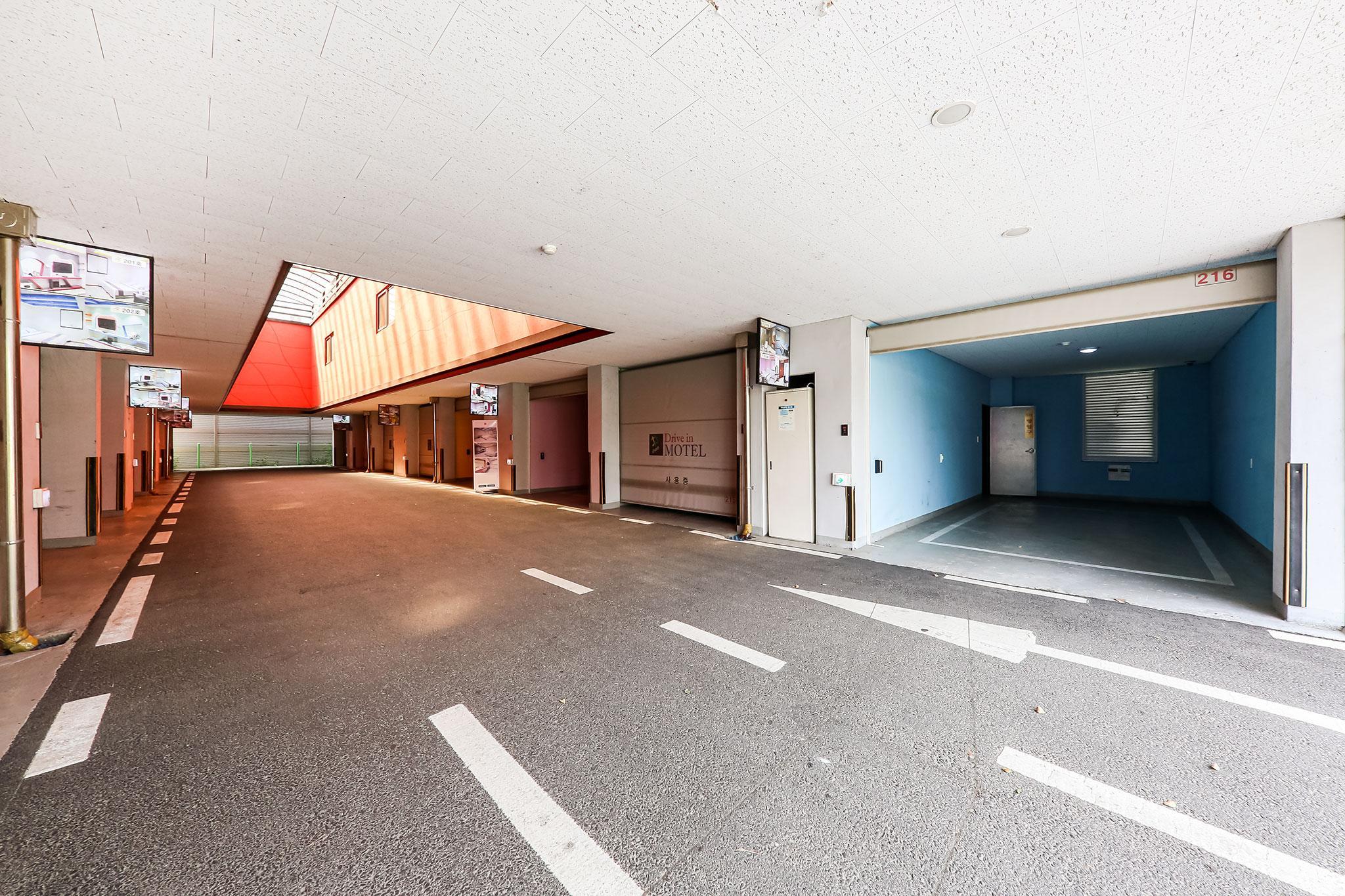 충주 샵 무인텔 (Chungju Sharp Self check-in Motel)