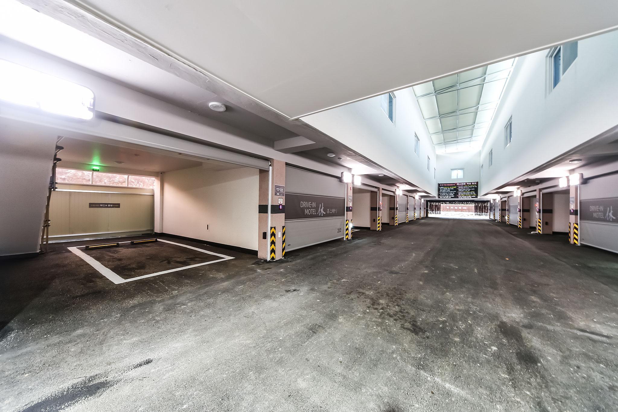 영주 휴 스테이 무인텔 (Yeongju Hue Stay Self check-in Motel)