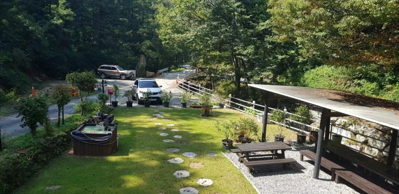 용인 포레스트펜션 (Yongin Forest Pension)