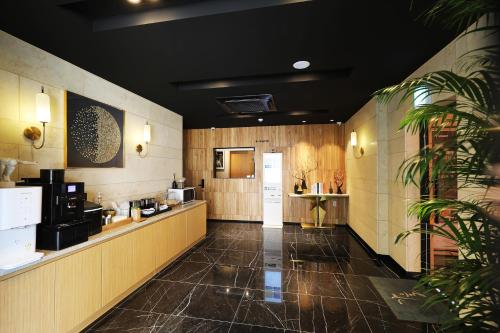 가을 호텔 (Gaeul Hotel)