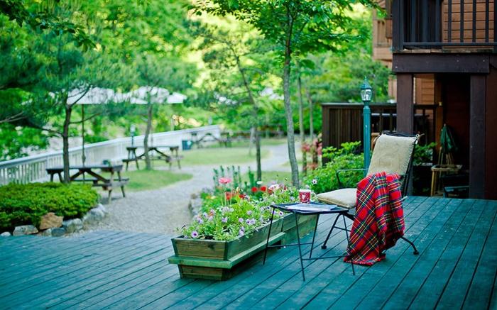 Nature and Our Pension & Camping