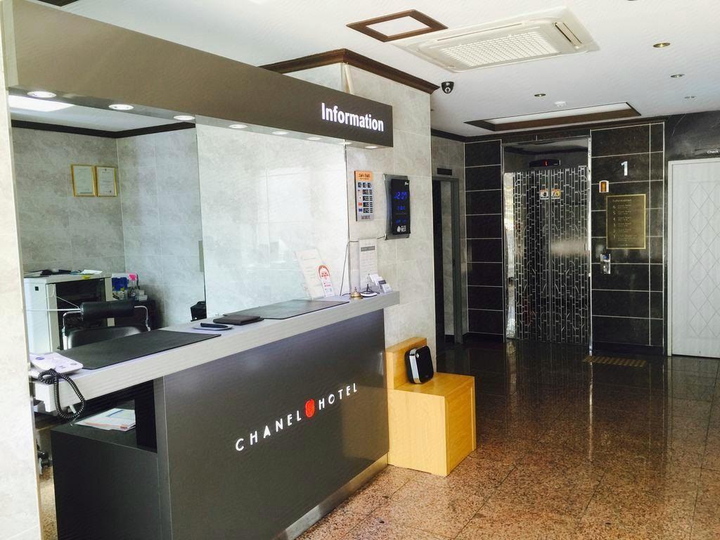 모던 비즈니스 호텔 (Modern business hotel)