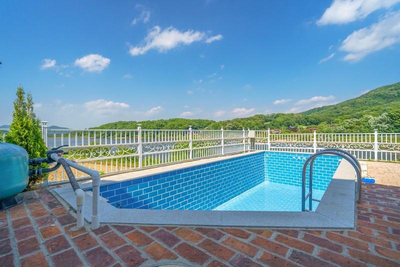 용인 쁘띠프로방스펜션 (Yongin Petit Provence Pension)