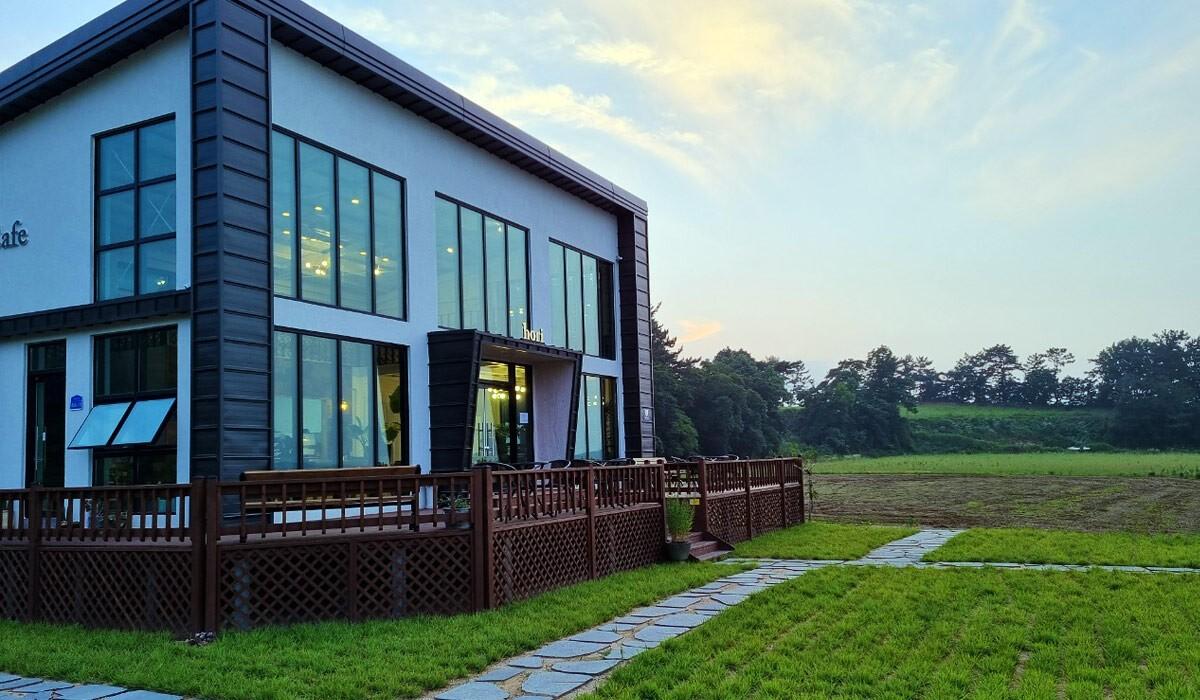 바다정원 펜션 (badajeongweonpensyeon)