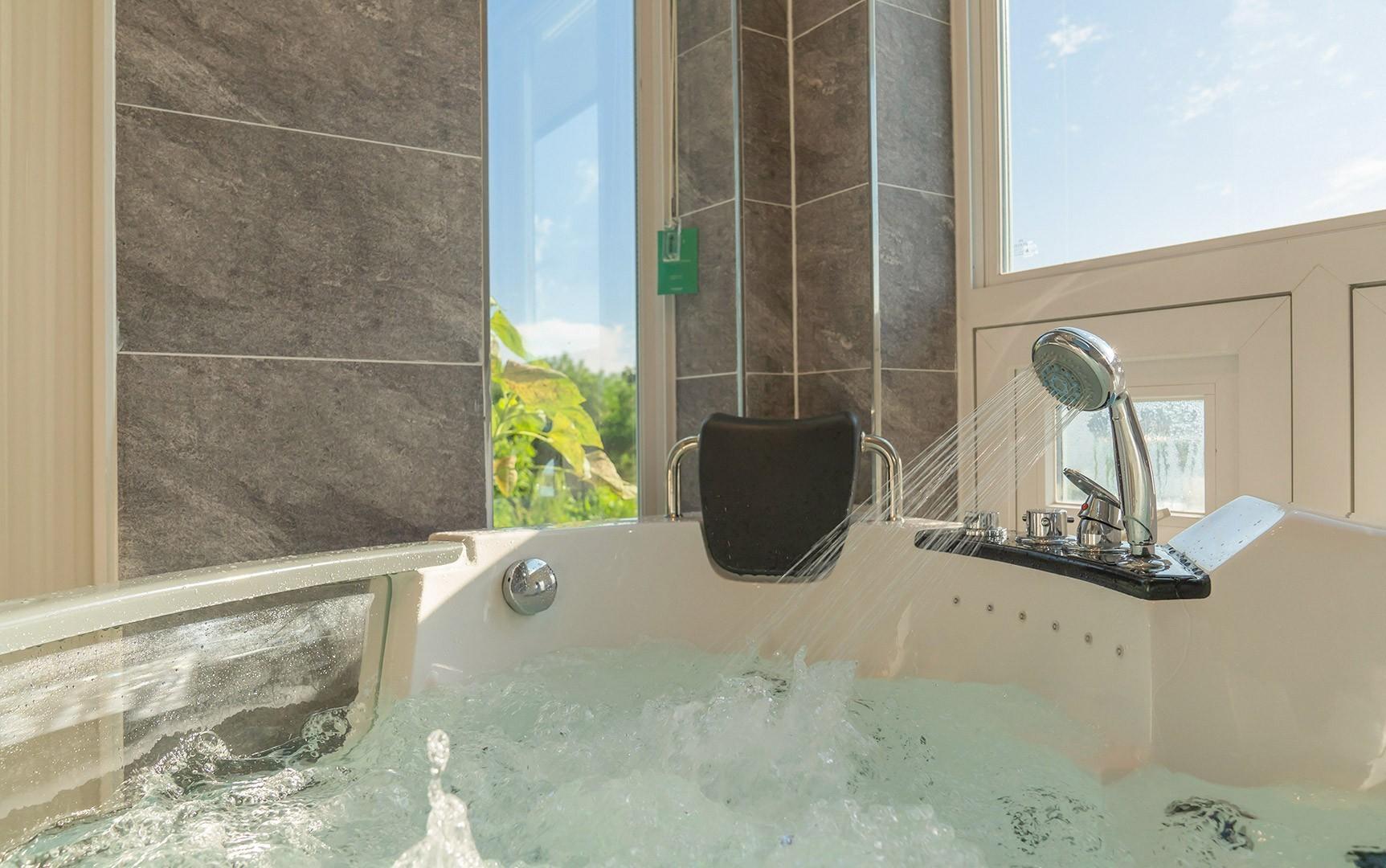 더 헤이븐 스파 펜션 (Chuncheon The Heyven Spa Pension)