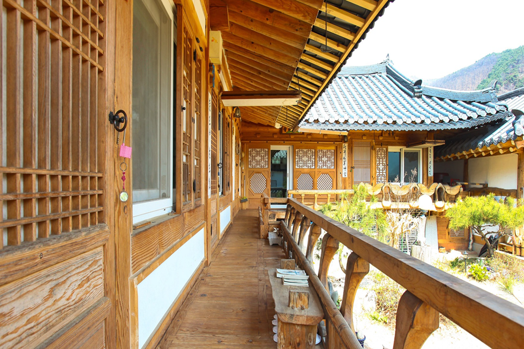 단양 우산정사 한옥스테이 (Danyang Usanjeongsa Hanok Stay)