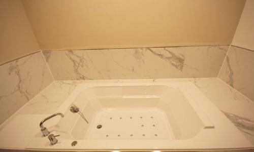 익산 포시즌호텔 (Iksan 4 Seasons Hotel)