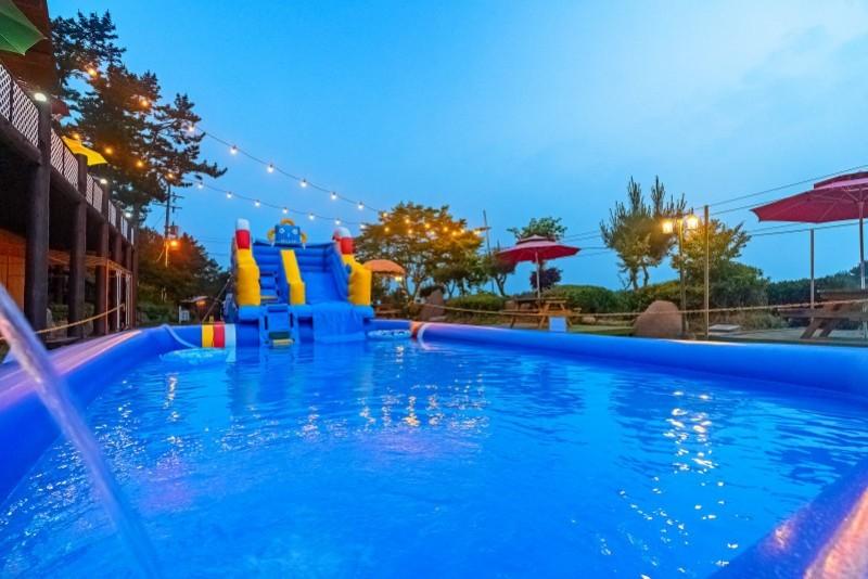 태안 하늘채펜션 (Taean Haneulchae Pension)