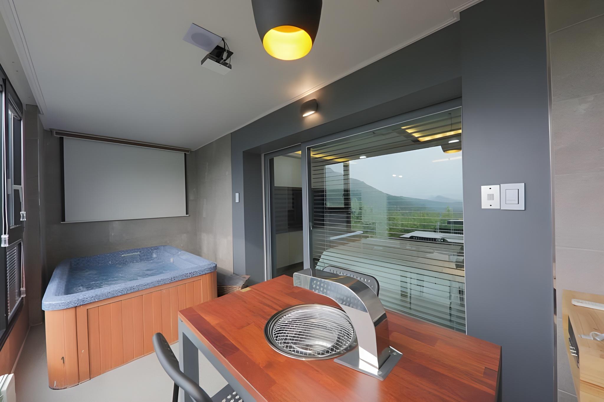 포천 그린힐펜션 (Pocheon Green Hill Pension)