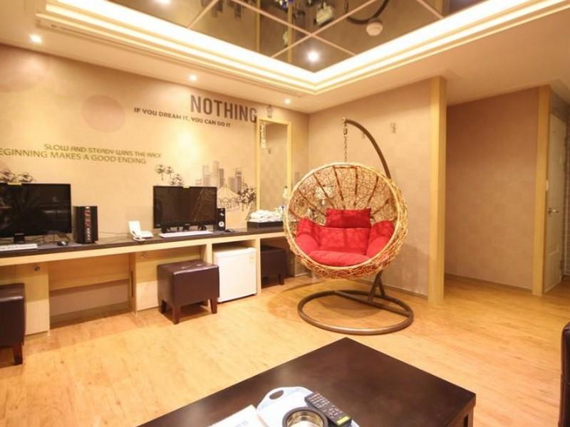 구미 애니텔 모텔 (Gumi Anytel Motel)