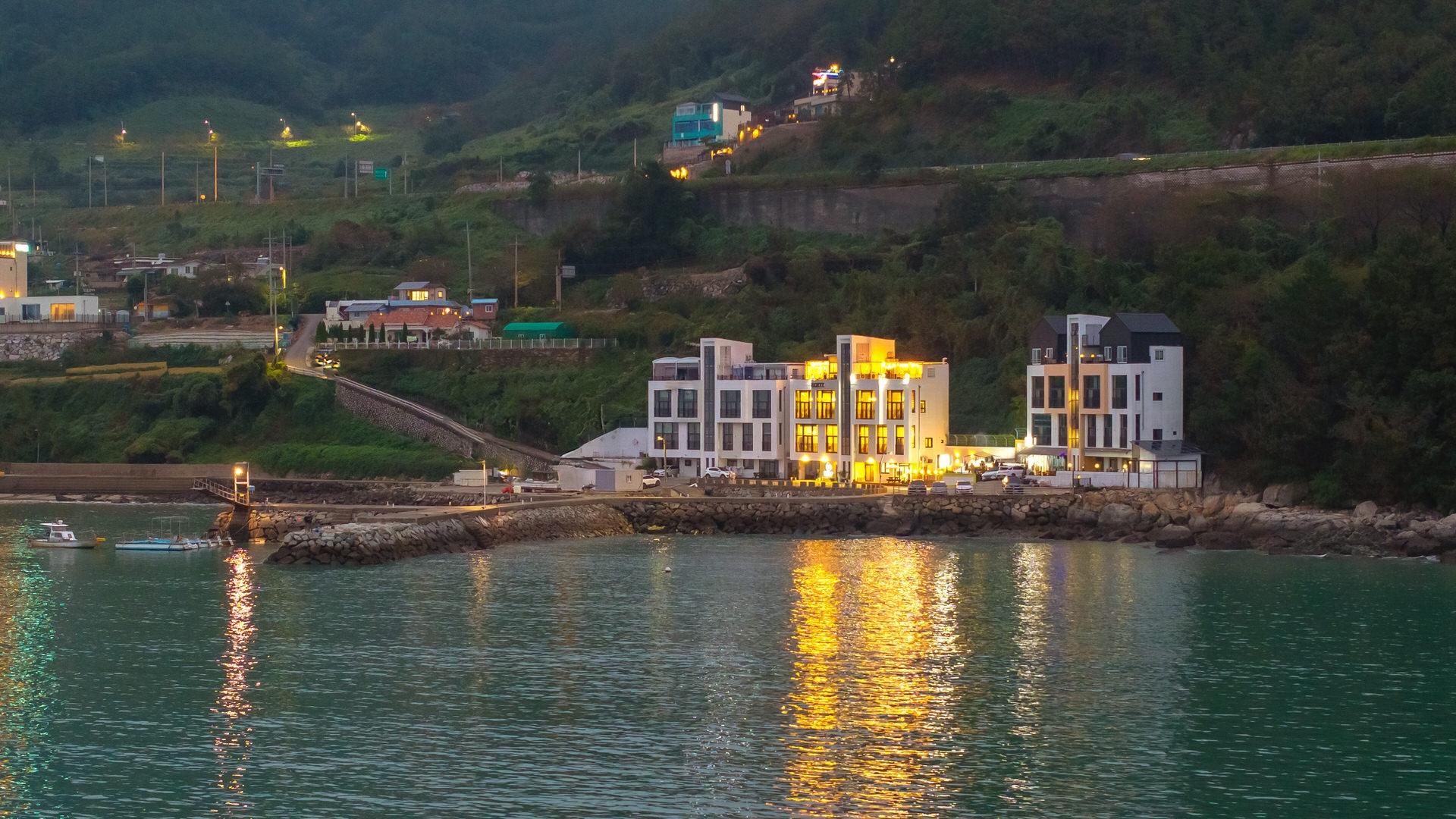 Yeosu Sorrr Spa Oceanview Pension