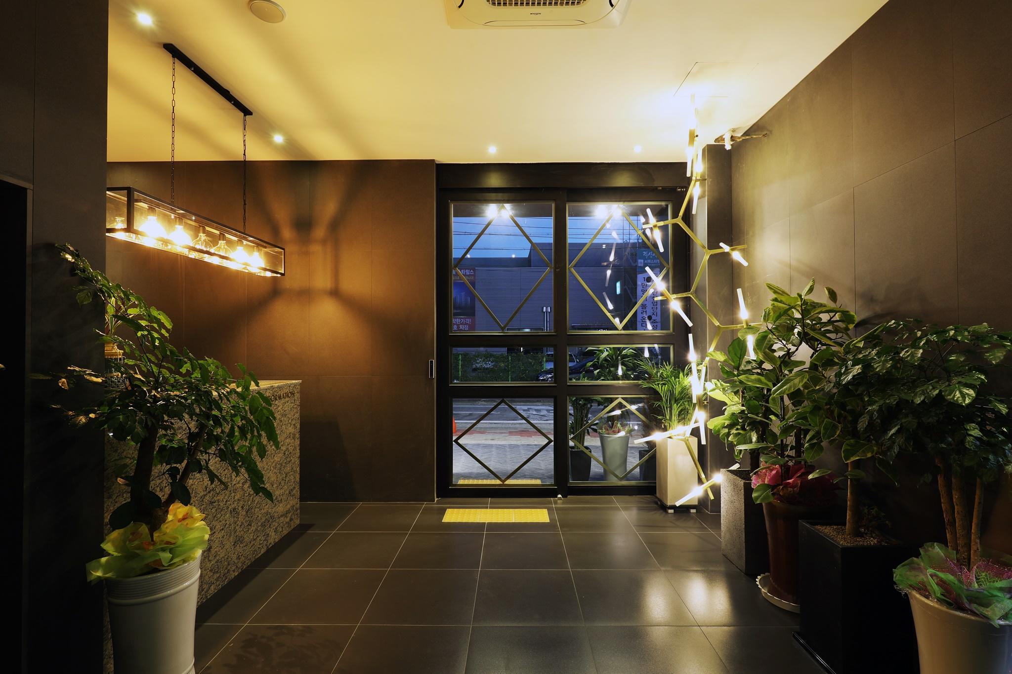 천안 라트리 호텔 (Cheonan La Tree Hotel)