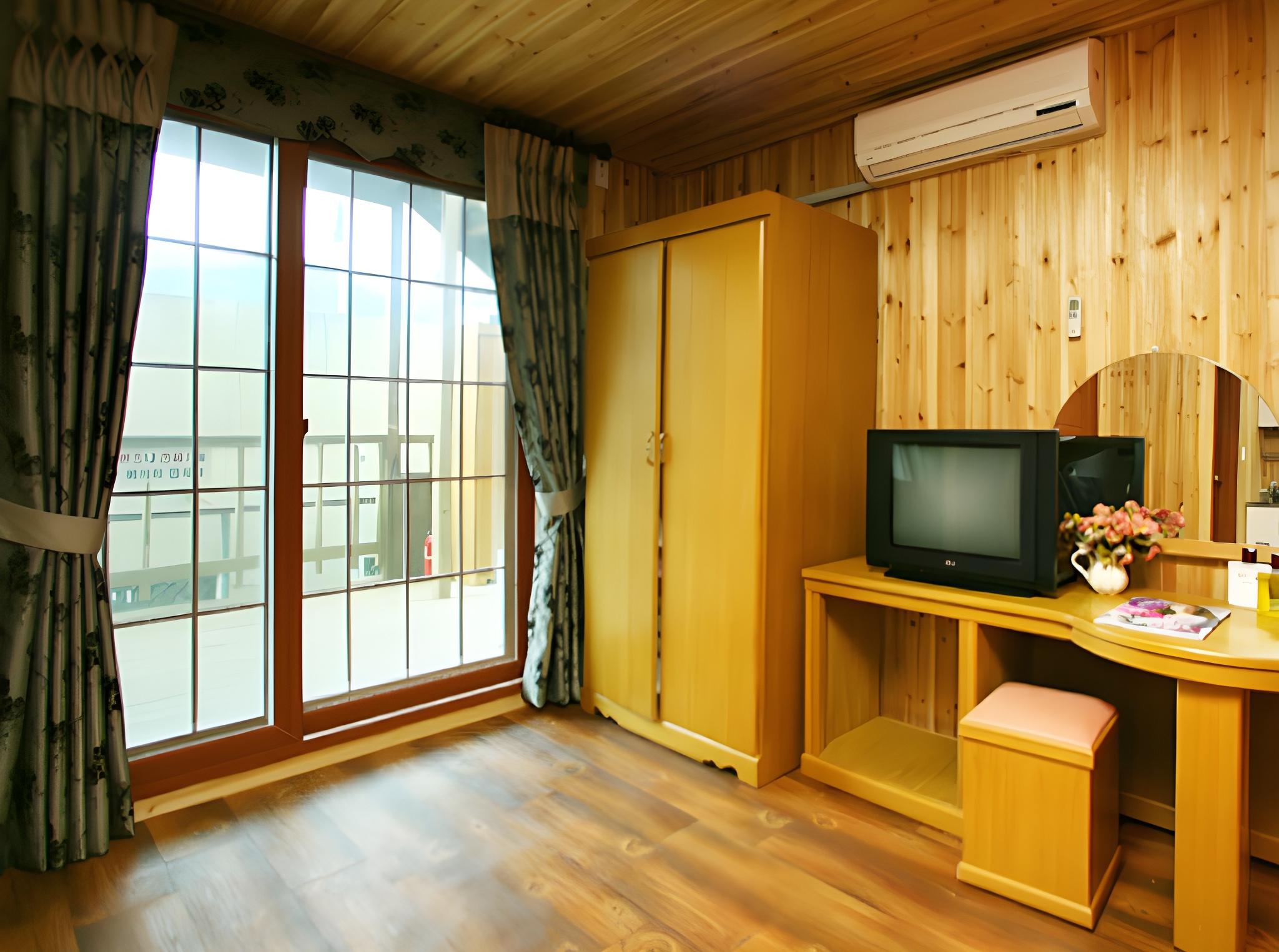 무주 설인관광펜션 (Muju Seolin Tourist Pension)