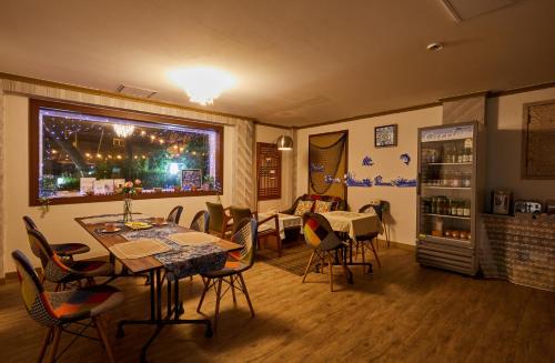 켈리포니아 호텔 (California Hotel)