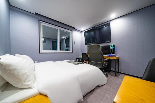 세븐호텔 (Seven Hotel)