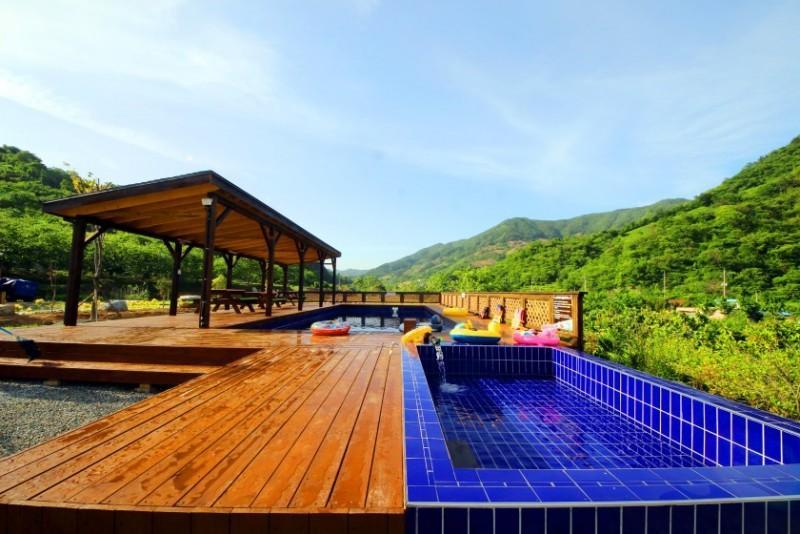 광양 숲속농원펜션 (Gwangyang Supsongnongwon Pension)