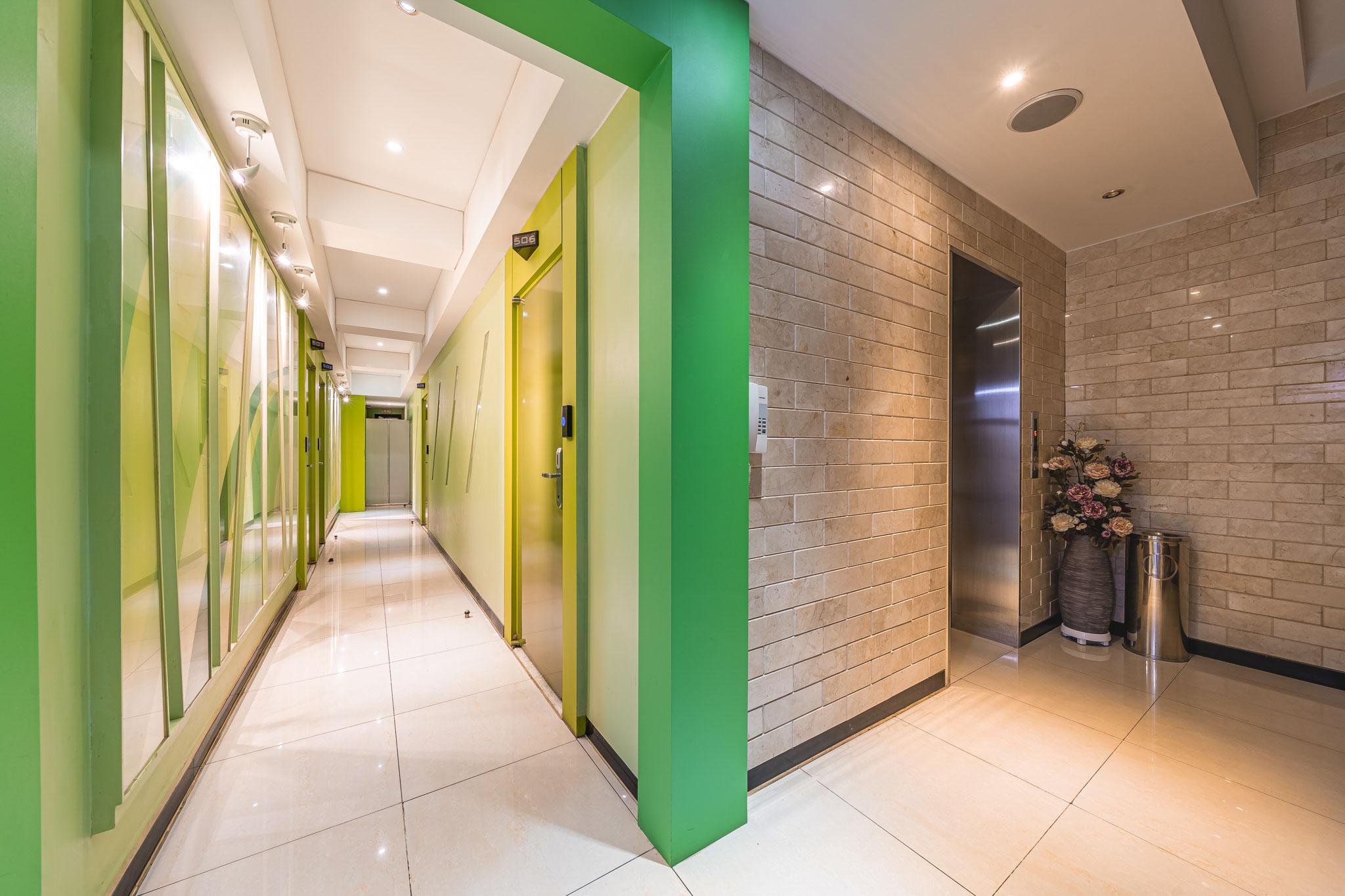 성남 인투 (Seongnam Into)