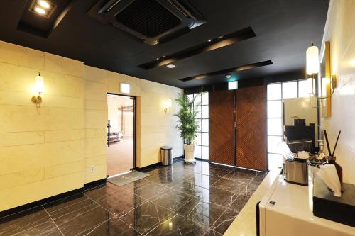 가을 호텔 (Gaeul Hotel)