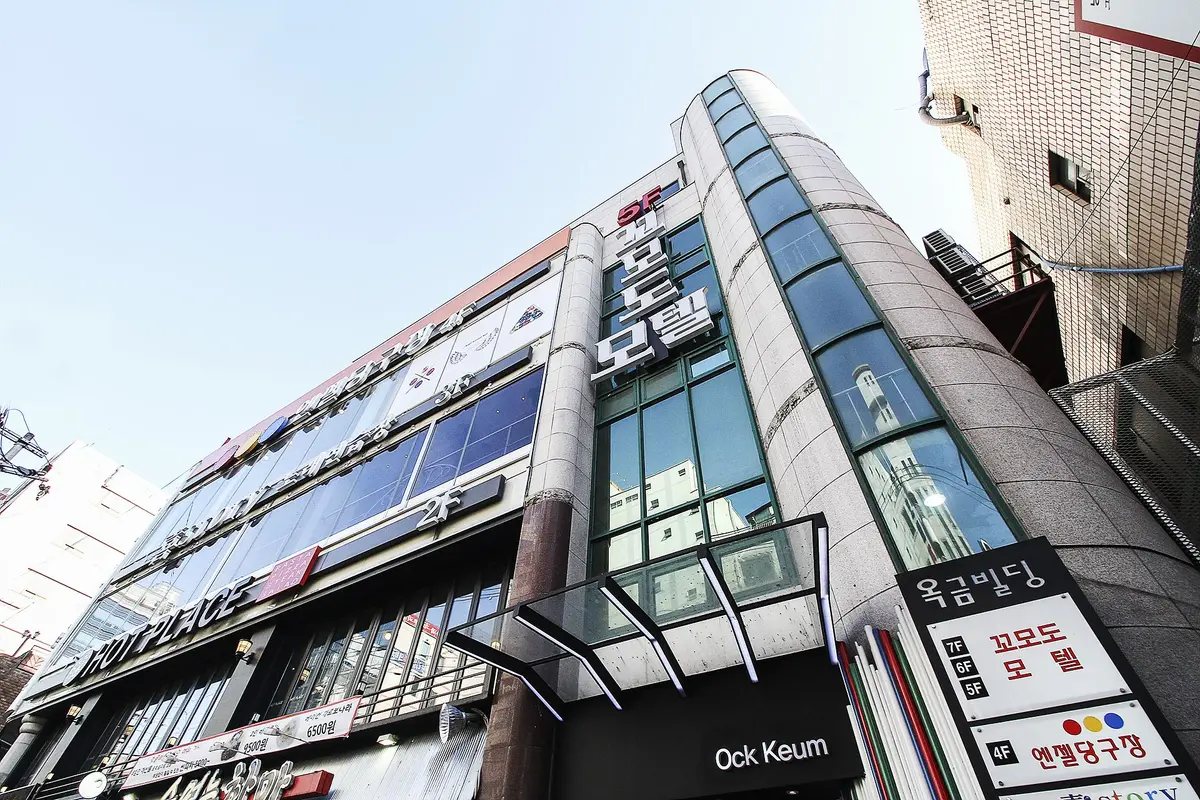 꼬모도 모텔 (Cheonan Terminal Comodo)