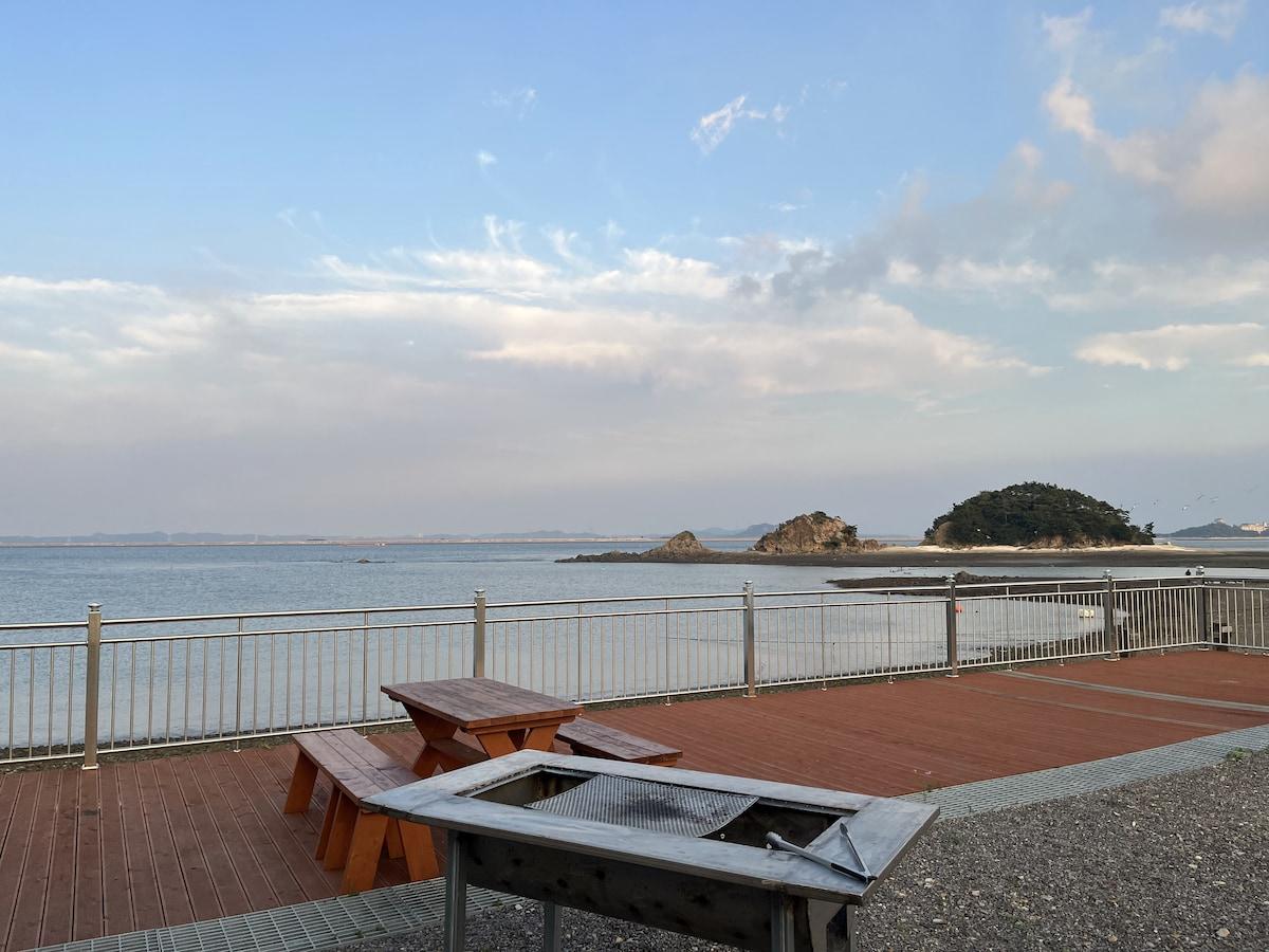 Dangjin 소난지도 오션뷰 독채 펜션 (PINK-A) (Dangjin Sonanjido Ocean View Private Pension (PINK-A))