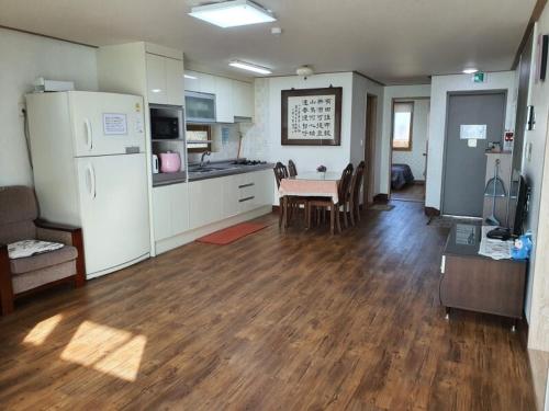 하늘숲 펜션 (Iksan haneulsup pension)