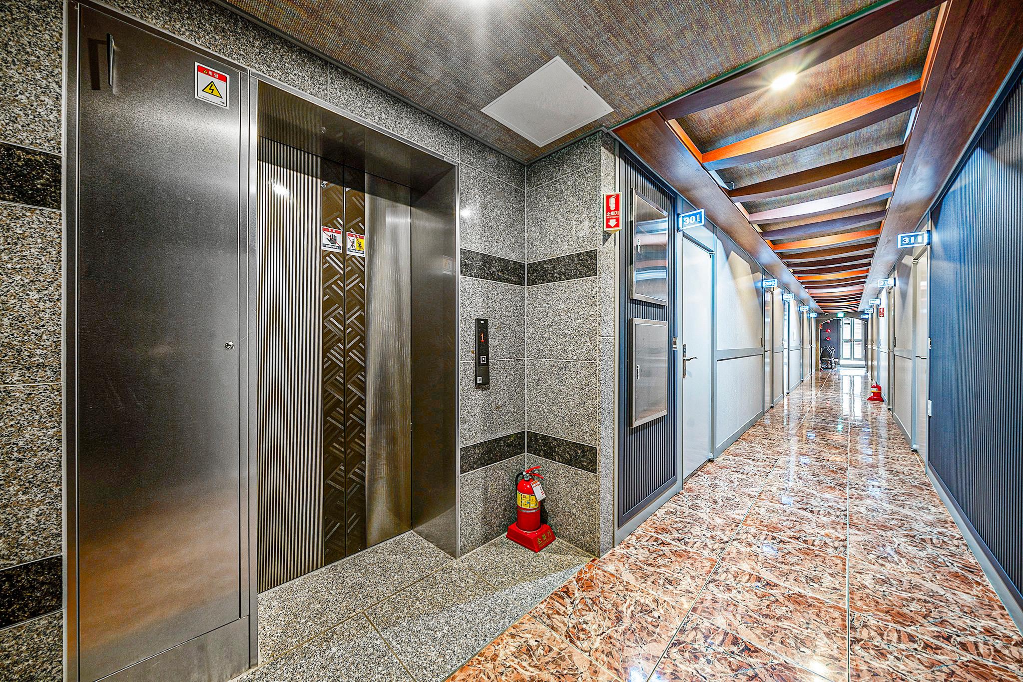 영주 K 호텔 (Yeongju K Hotel)